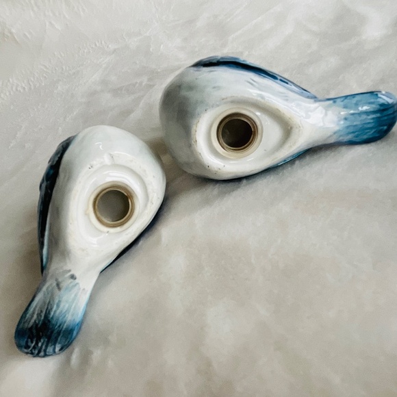 Porcelain Blue Jay Salt and Pepper Shakers - Picture 10 of 14